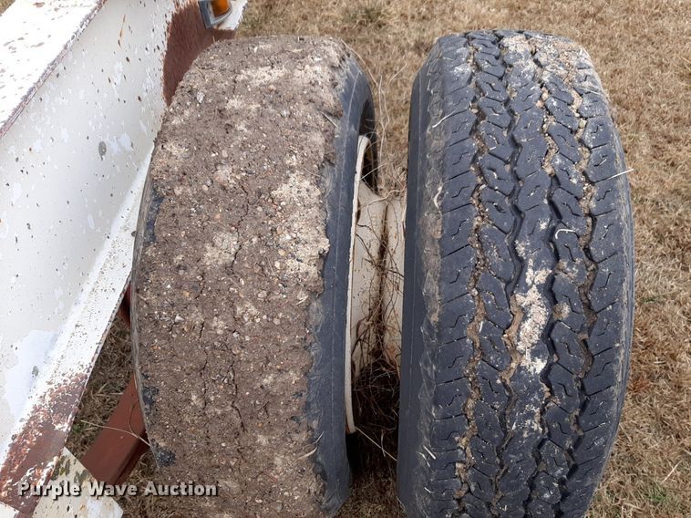 image for item DP2577 1992 JFW PT-1 pole trailer