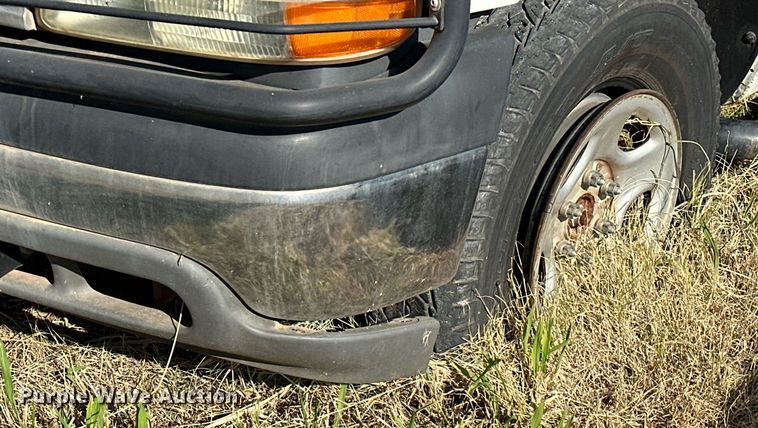 image for item DP3196 2004 Chevrolet  Tahoe  SUV