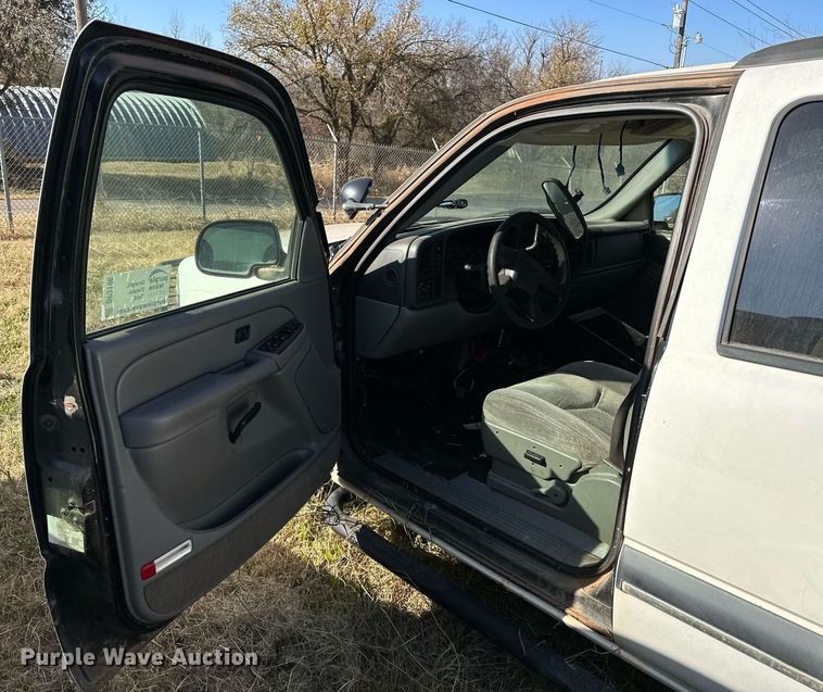 image for item DP3196 2004 Chevrolet  Tahoe  SUV