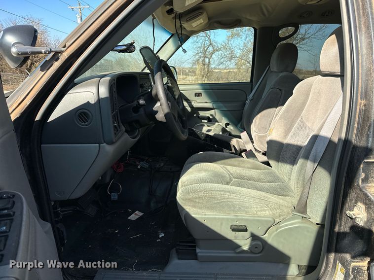 image for item DP3196 2004 Chevrolet  Tahoe  SUV