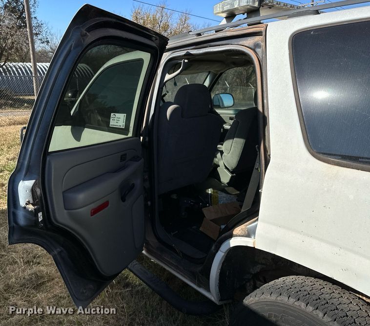 image for item DP3196 2004 Chevrolet  Tahoe  SUV