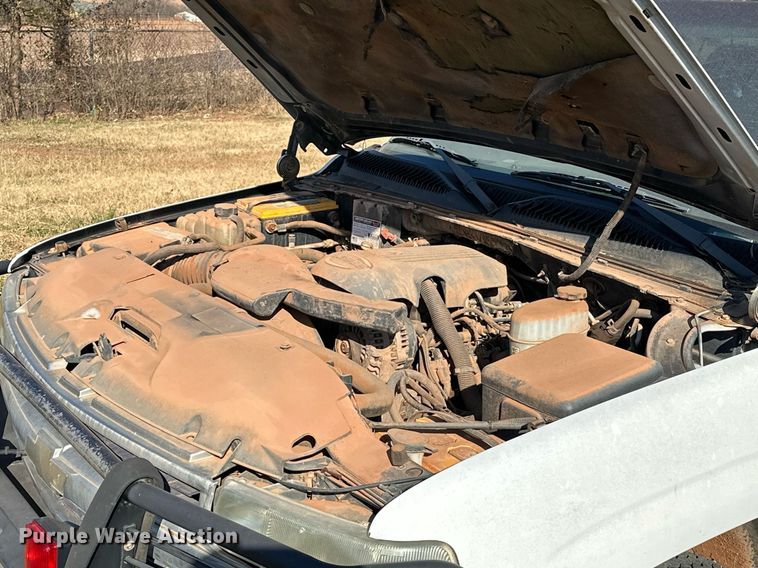 image for item DP3196 2004 Chevrolet  Tahoe  SUV