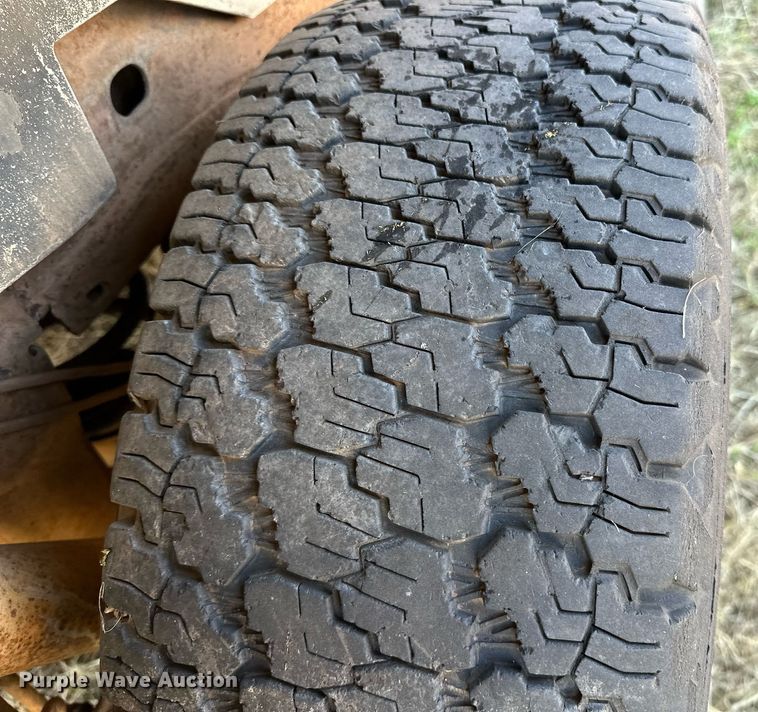 image for item DP3196 2004 Chevrolet  Tahoe  SUV