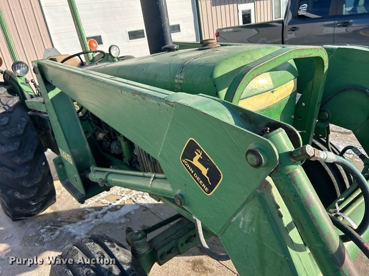 image for item DQ1083 John Deere 2640 tractor