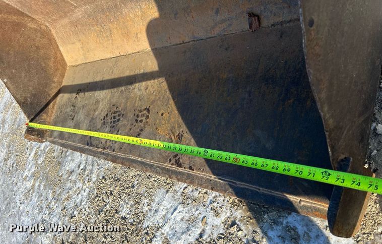 image for item DQ1083 John Deere 2640 tractor