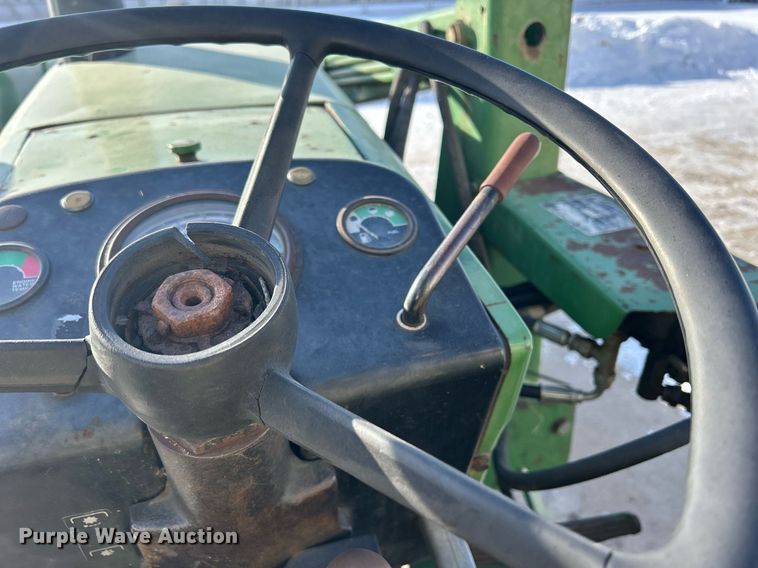 image for item DQ1083 John Deere 2640 tractor