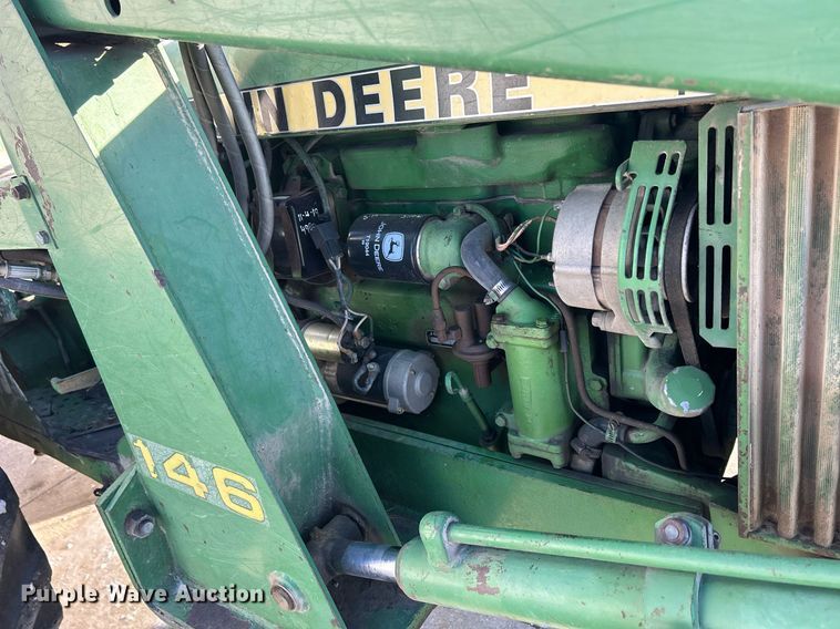 image for item DQ1083 John Deere 2640 tractor