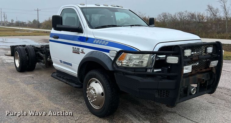 image for item DQ2360 2015 Dodge Ram 4500HD SLT truck cab and chassis