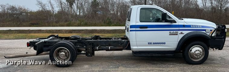 image for item DQ2360 2015 Dodge Ram 4500HD SLT truck cab and chassis