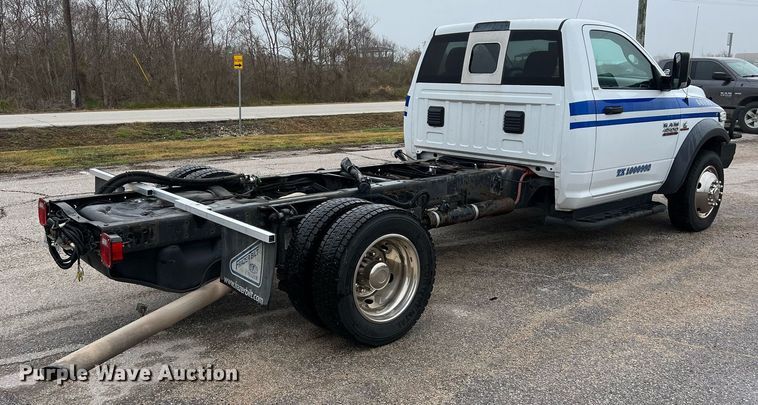 image for item DQ2360 2015 Dodge Ram 4500HD SLT truck cab and chassis