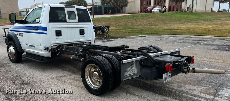 image for item DQ2360 2015 Dodge Ram 4500HD SLT truck cab and chassis