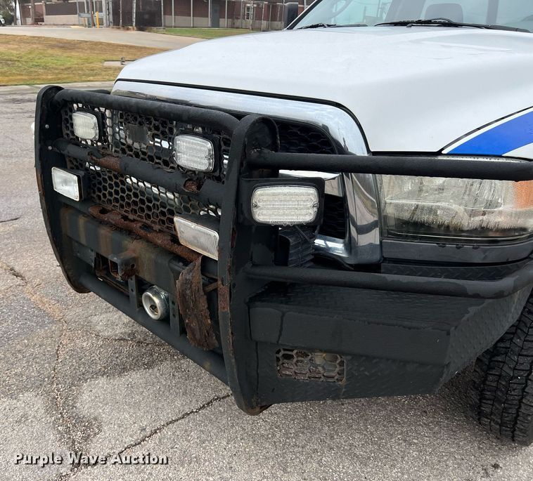 image for item DQ2360 2015 Dodge Ram 4500HD SLT truck cab and chassis