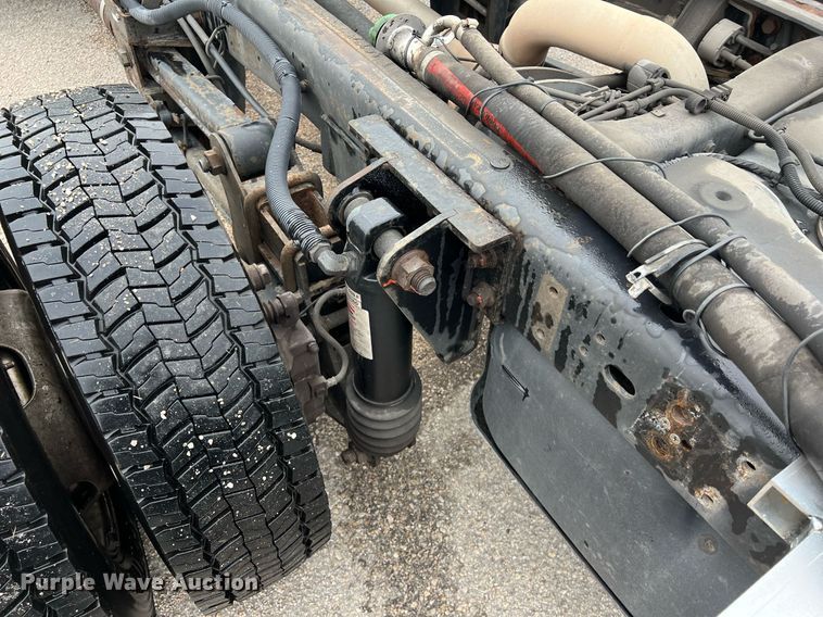 image for item DQ2360 2015 Dodge Ram 4500HD SLT truck cab and chassis