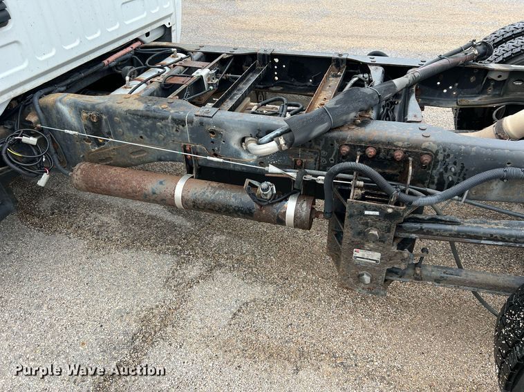 image for item DQ2360 2015 Dodge Ram 4500HD SLT truck cab and chassis