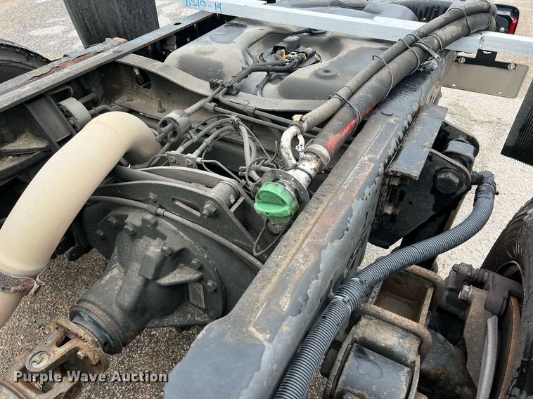 image for item DQ2360 2015 Dodge Ram 4500HD SLT truck cab and chassis