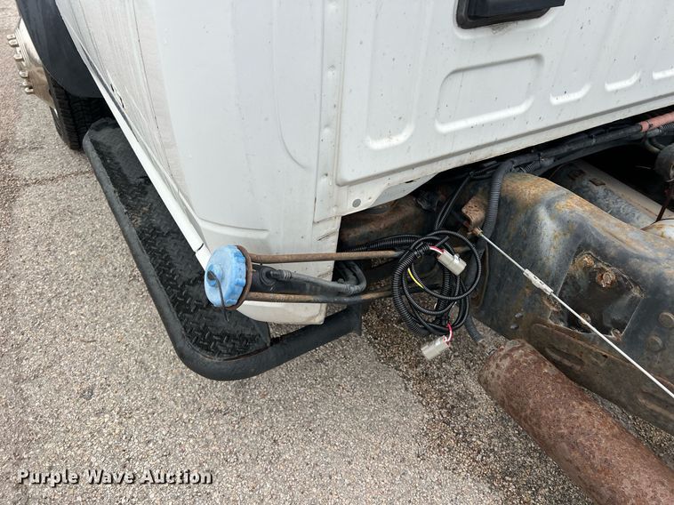 image for item DQ2360 2015 Dodge Ram 4500HD SLT truck cab and chassis