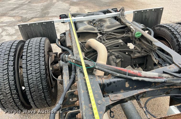 image for item DQ2360 2015 Dodge Ram 4500HD SLT truck cab and chassis