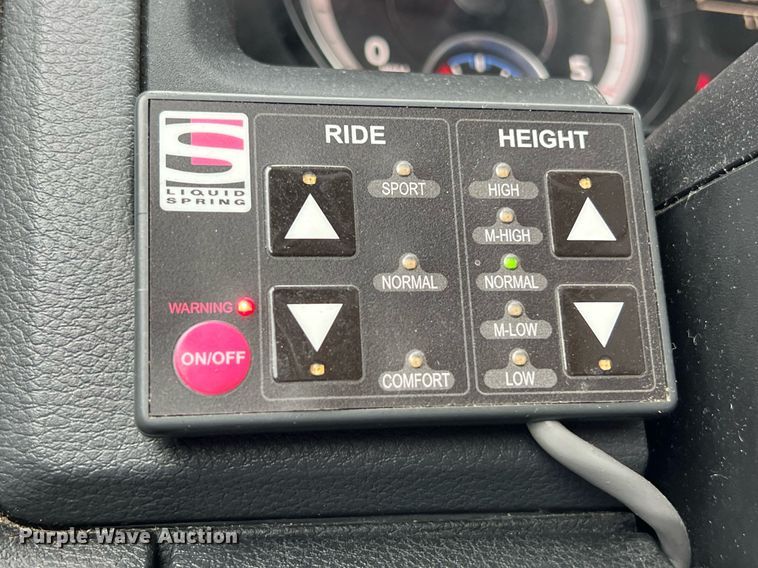 image for item DQ2360 2015 Dodge Ram 4500HD SLT truck cab and chassis