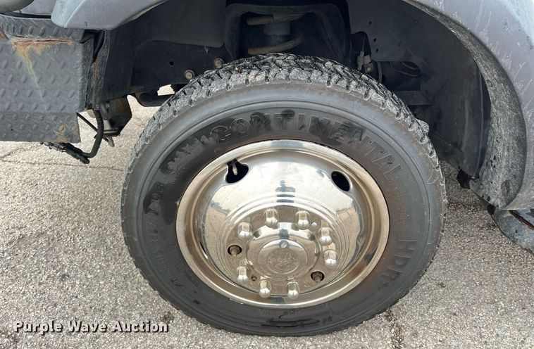 image for item DQ2360 2015 Dodge Ram 4500HD SLT truck cab and chassis