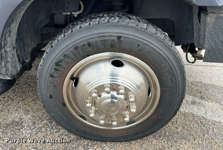 image for item DQ2360 2015 Dodge Ram 4500HD SLT truck cab and chassis