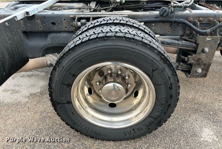 image for item DQ2360 2015 Dodge Ram 4500HD SLT truck cab and chassis