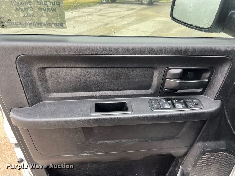 image for item DQ2361 2014 Dodge Ram 1500 Crew Cab pickup truck