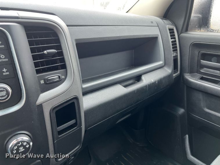 image for item DQ2361 2014 Dodge Ram 1500 Crew Cab pickup truck