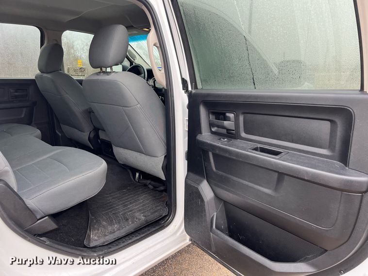 image for item DQ2361 2014 Dodge Ram 1500 Crew Cab pickup truck