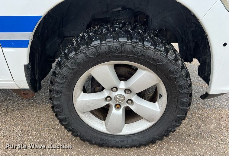 image for item DQ2361 2014 Dodge Ram 1500 Crew Cab pickup truck