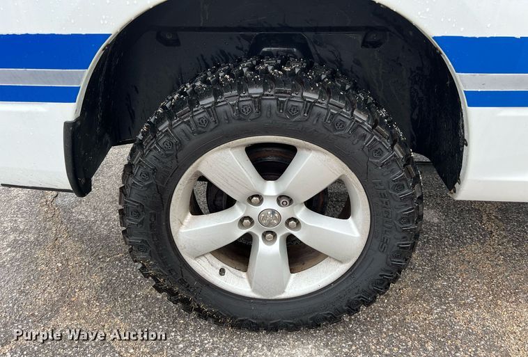 image for item DQ2361 2014 Dodge Ram 1500 Crew Cab pickup truck