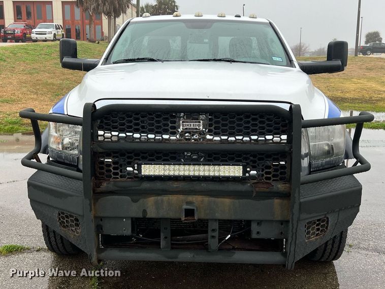 image for item DQ2362 2015 Dodge Ram 4500HD SLT truck cab and chassis