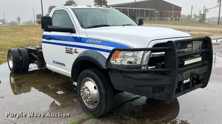 image for item DQ2362 2015 Dodge Ram 4500HD SLT truck cab and chassis