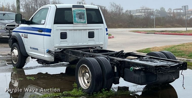 image for item DQ2362 2015 Dodge Ram 4500HD SLT truck cab and chassis