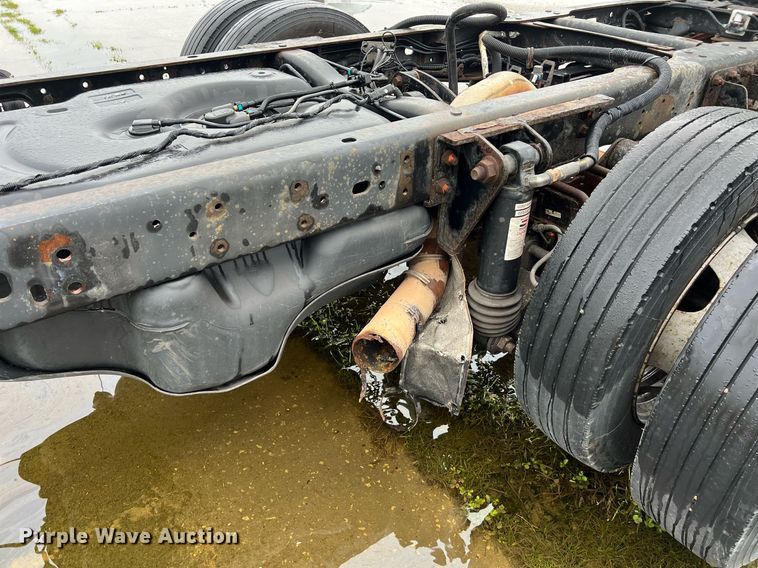 image for item DQ2362 2015 Dodge Ram 4500HD SLT truck cab and chassis