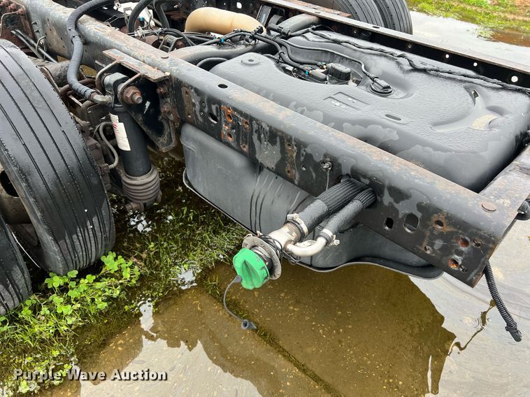 image for item DQ2362 2015 Dodge Ram 4500HD SLT truck cab and chassis