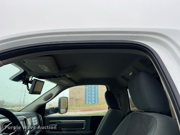 image for item DQ2362 2015 Dodge Ram 4500HD SLT truck cab and chassis