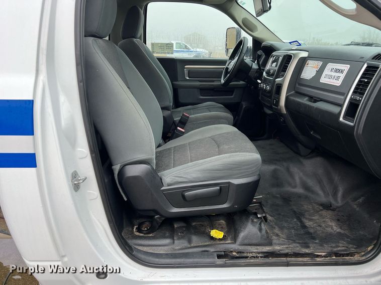 image for item DQ2362 2015 Dodge Ram 4500HD SLT truck cab and chassis