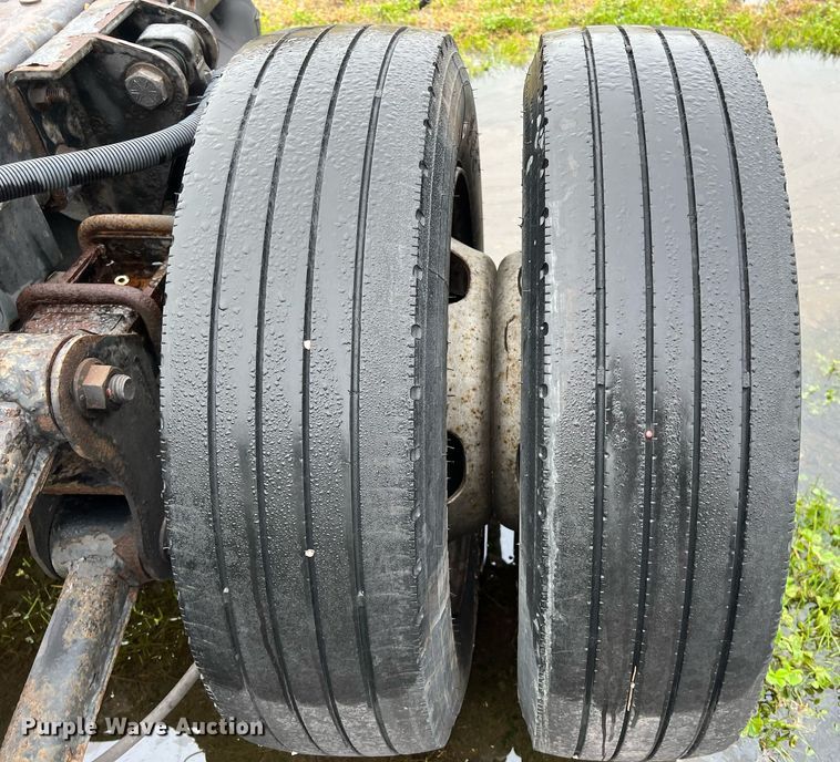 image for item DQ2362 2015 Dodge Ram 4500HD SLT truck cab and chassis