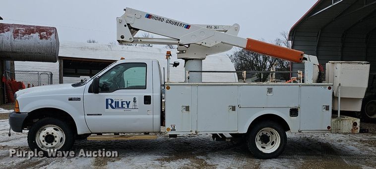 image for item DR5990 2000 Ford F550 Super Duty XL bucket truck