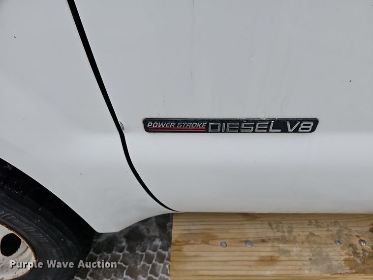 image for item DR5990 2000 Ford F550 Super Duty XL bucket truck