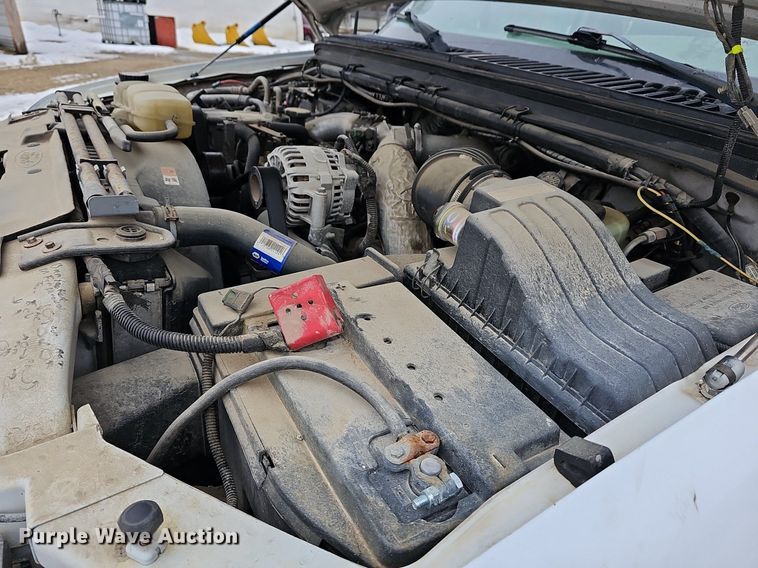 image for item DR5990 2000 Ford F550 Super Duty XL bucket truck
