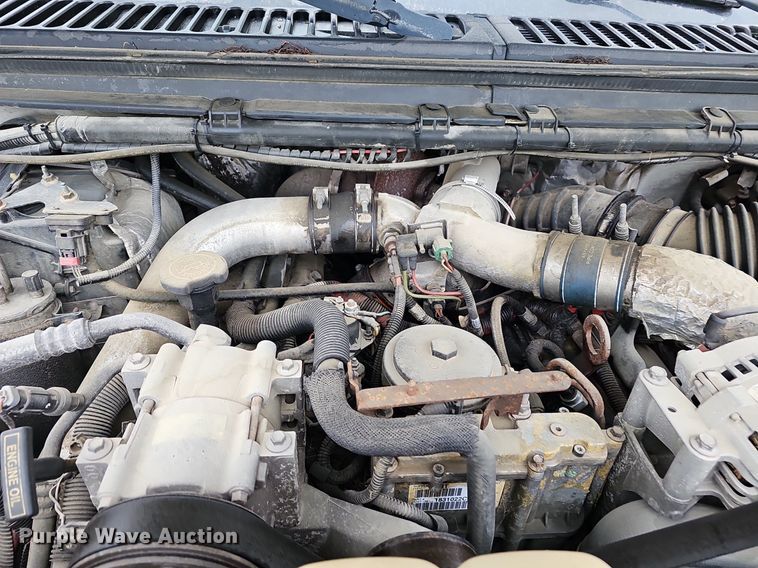 image for item DR5990 2000 Ford F550 Super Duty XL bucket truck