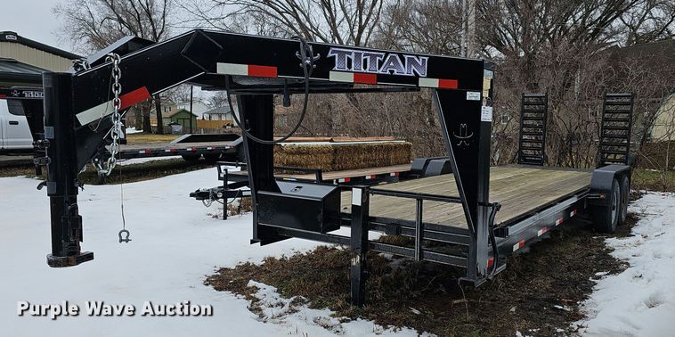 image for item DR5996 2017 Titan HU6488 equipment trailer