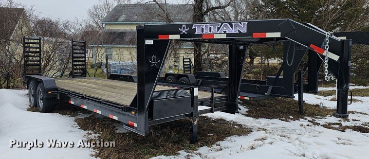 image for item DR5996 2017 Titan HU6488 equipment trailer