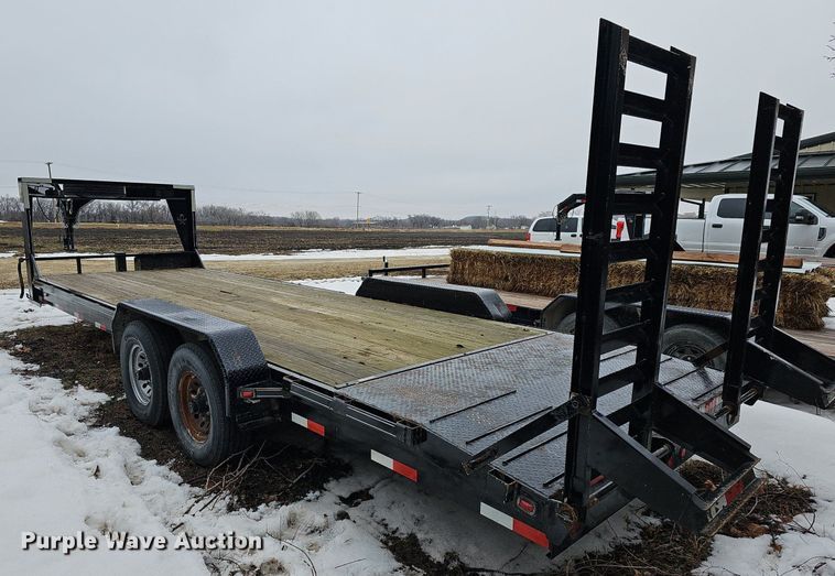 image for item DR5996 2017 Titan HU6488 equipment trailer