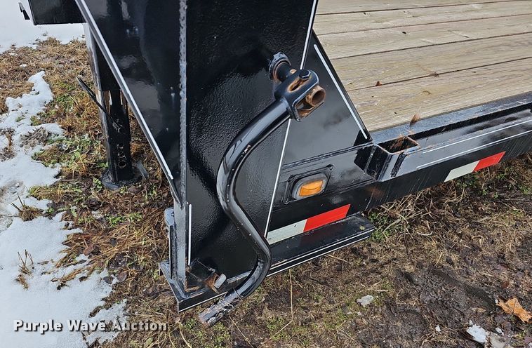 image for item DR5996 2017 Titan HU6488 equipment trailer