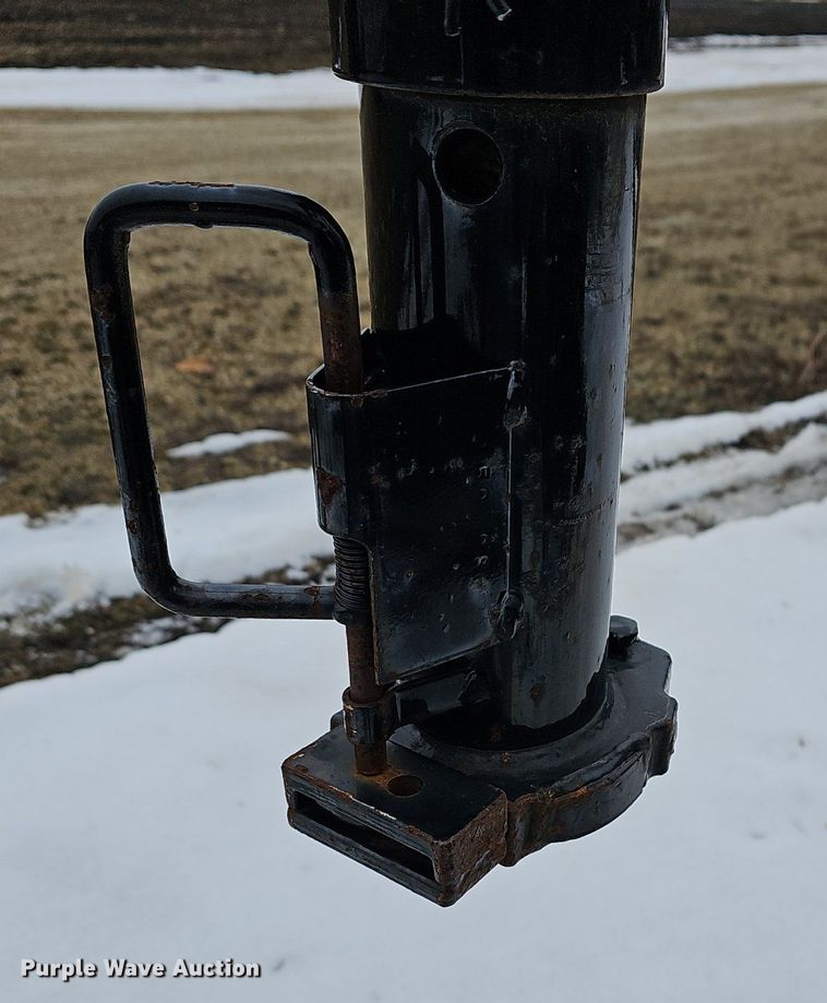 image for item DR5996 2017 Titan HU6488 equipment trailer