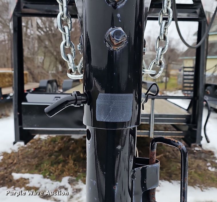 image for item DR5996 2017 Titan HU6488 equipment trailer