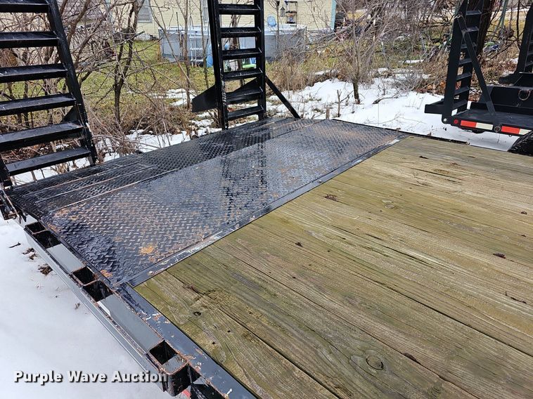 image for item DR5996 2017 Titan HU6488 equipment trailer