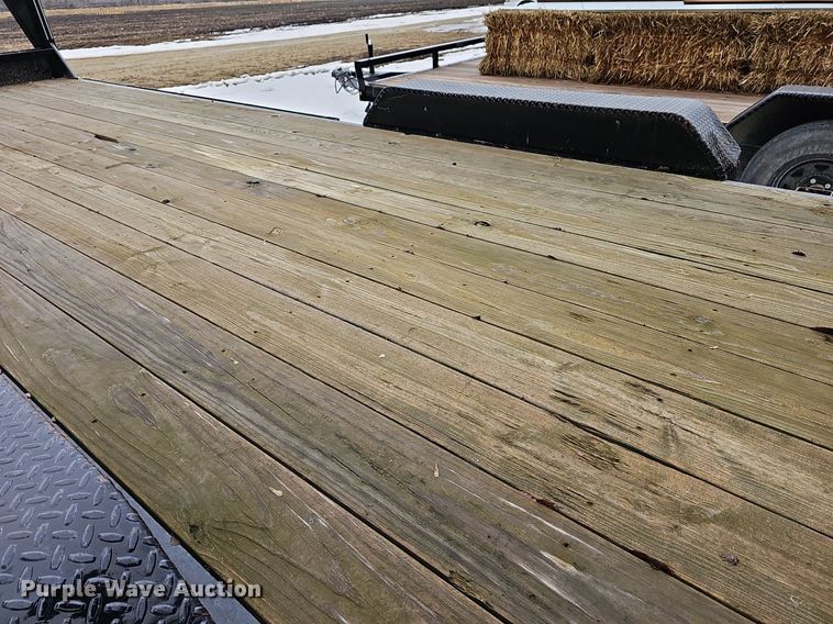 image for item DR5996 2017 Titan HU6488 equipment trailer